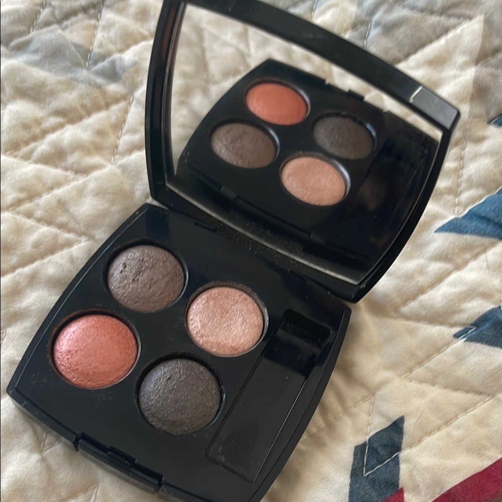 CHANEL les 4 ombres effect eye palette